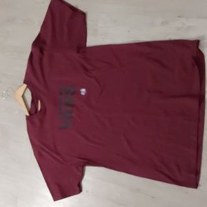 Vans burgundy t- shirt